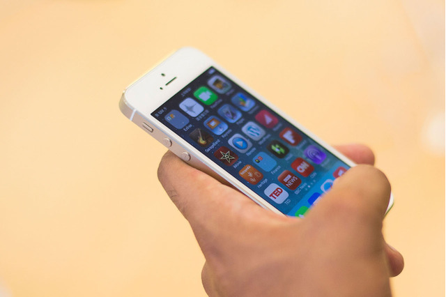 iPhone 5/5sの中古価格＆買取価格は？【連載・今週の中古スマホ】 画像