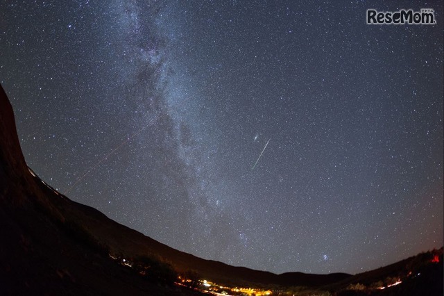 方角・天気は？ ペルセウス座流星群、12日22時ごろに極大 画像