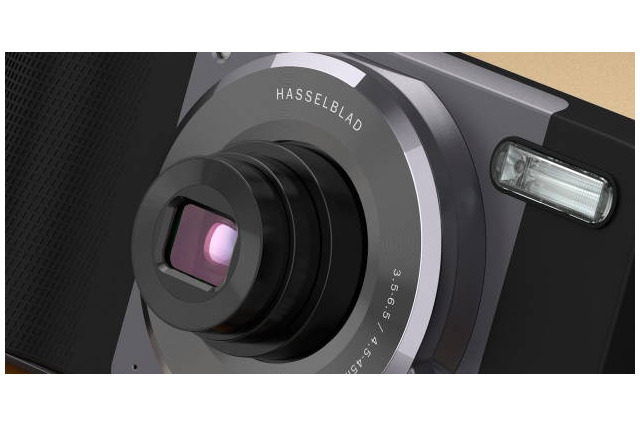 カッコいい！ Moto Z対応の光学10倍ズームレンズ【IFA 2016】 画像