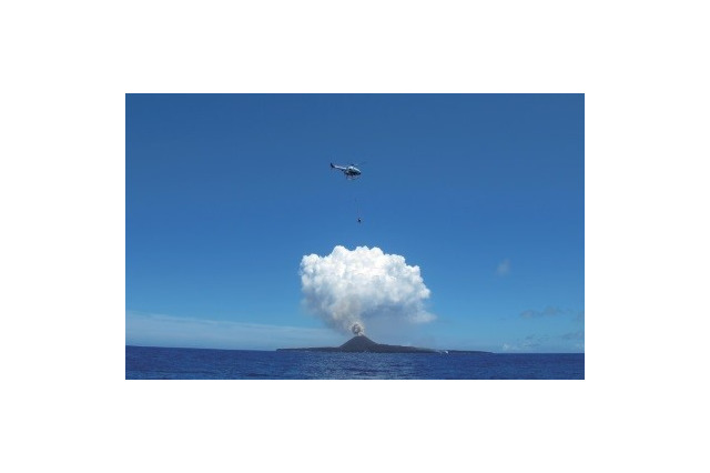 最大高度2,800m＆航続距離90km！火山観測も可能なヤマハの無人ヘリ 画像