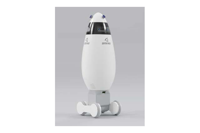 人に代わって不審者を発見!自律型移動セキュリティロボット 画像