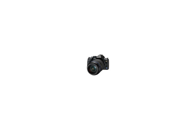 手ブレ補正対応デジタル一眼レフに数量限定販売の超望遠600mmキット 画像