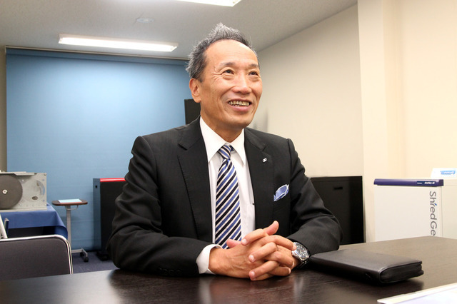 マイナンバーを確実に破棄! 世界最小に細断するシュレッダーの機密性 画像