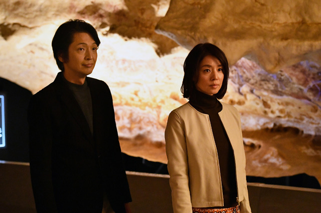 「逃げ恥」が「世界遺産ラスコー展」でロケ！気になるあのふたりが……. 画像