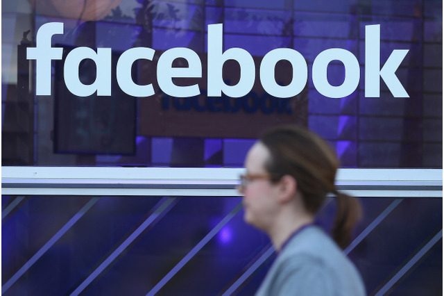 Facebook、虚偽ニュース対策として通報ボタンなどを設置へ 画像