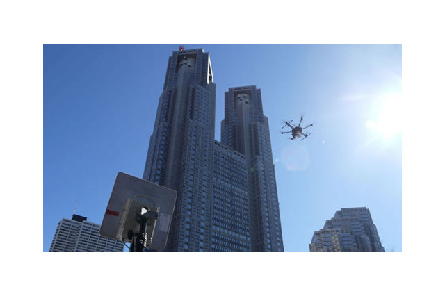 超高層ビル街の災害対策にドローン活用!新宿で災害対応実証実験験 画像