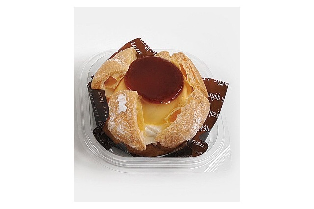 シュークリームの中にプリン!ミニストップがまた変り種スイーツ発売 画像