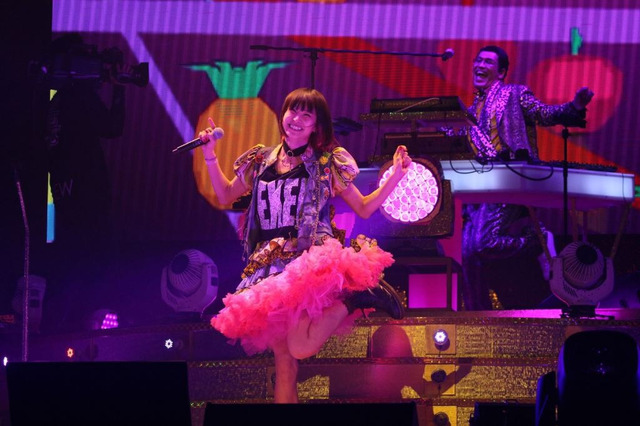ピコ太郎が初の武道館LIVE!くりぃむしちゅーや爆笑問題、五木ひろしも登場 画像