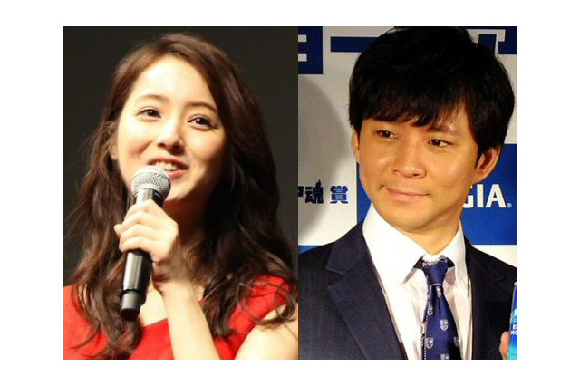 渡部建、佐々木希との婚姻届提出を生報告! 画像