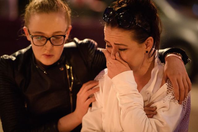 アリアナ・グランデ、爆発事件に「言葉がありません」とツイート！ケイティ・ペリーらもコメント 画像