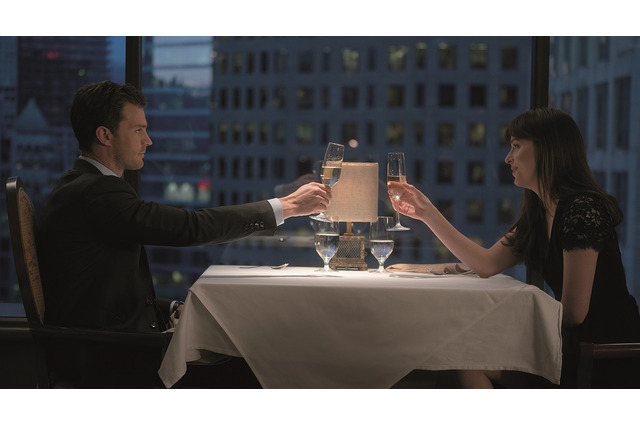 エロティックでドキドキの展開!『フィフティ・シェイズ・ダーカー』特別映像が公開に! 画像