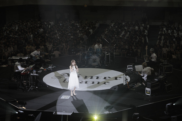 Aimer、武道館でワンマンライブを開催!新曲「花の唄」「ONE」も初披露 画像