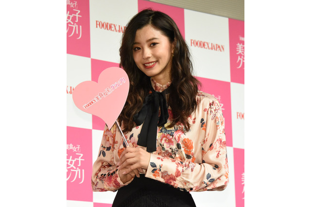 朝比奈彩、女優業に意欲「ちょっと悪い女の子とかをやってみたい」 画像