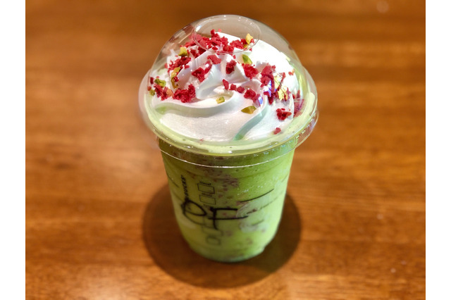 スタバの新作「キャンディー ピスタチオ フラペチーノ」はピスタチオ好きにはたまらない一品 画像