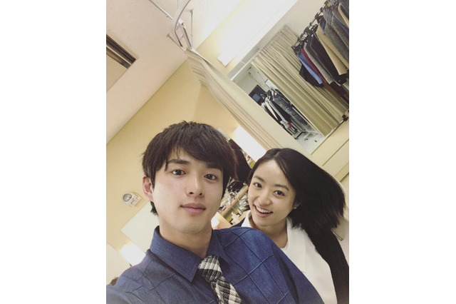 白洲迅＆井上真央のキュートな2ショットに「美男美女！」の声 画像