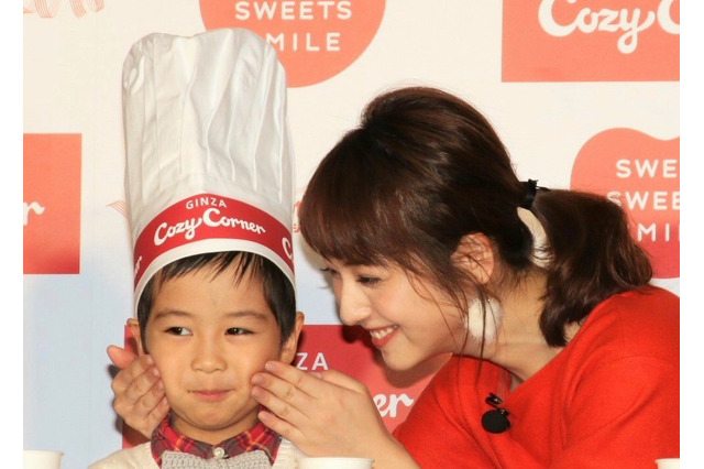 新婚の佐々木希、クリスマスは「家族で過ごしたい!」 画像