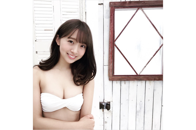 スパガ渡邉幸愛、美乳際立つグラビアオフショット公開! 画像