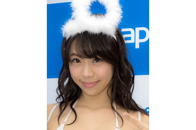 鈴木ふみ奈、干支にちなんでダルメシアン柄のセクシービキニ姿披露! 画像