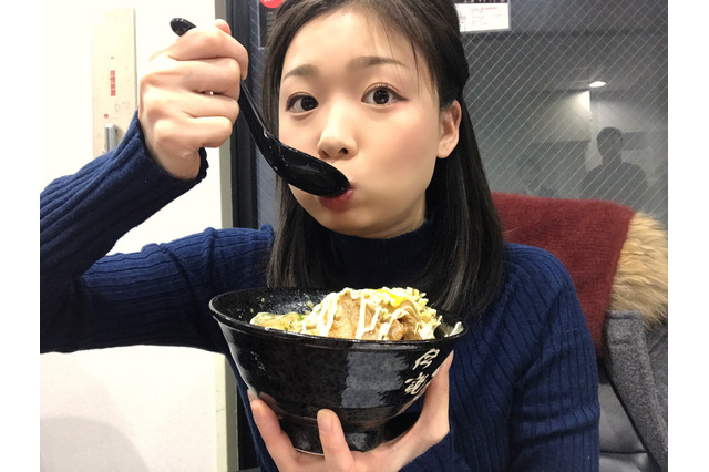 どんどんイケる!すた丼から広島風のお好み焼き丼が登場!! 画像
