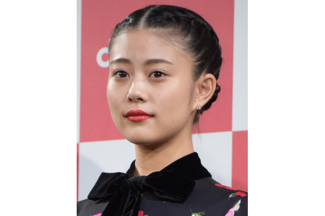 高畑充希「突然唇を奪われて……」、キス顔を披露 画像