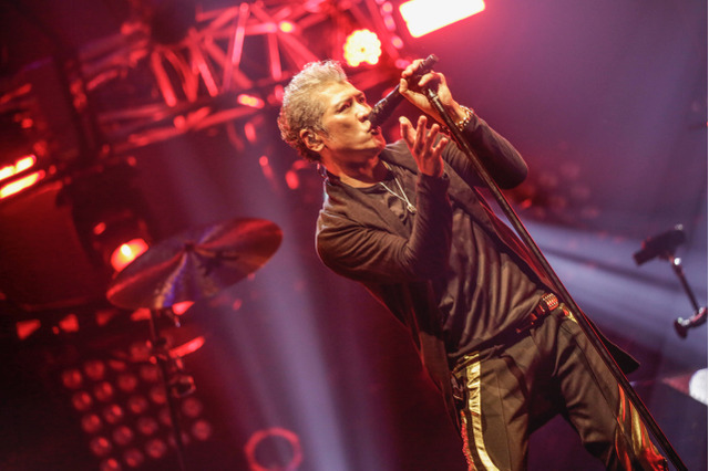 吉川晃司、ツアーファイナルでポリープの状況を報告 画像