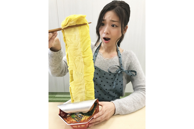 「なんじゃこりゃー!?」サントリー×日清のヤバすぎるコラボに興奮! 画像