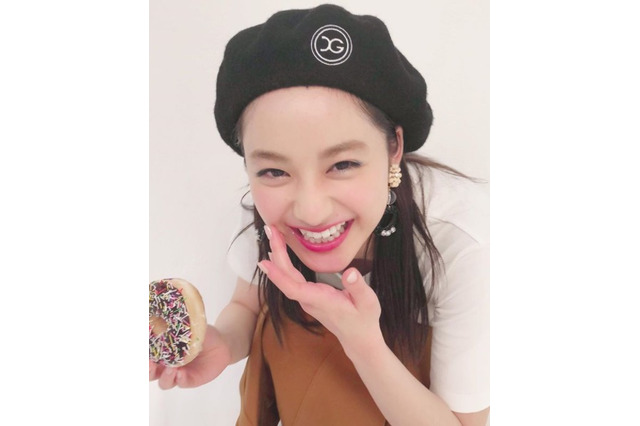 平祐奈、珍しいデコ出し姿披露!満面の笑みに「可愛すぎる」の声も 画像