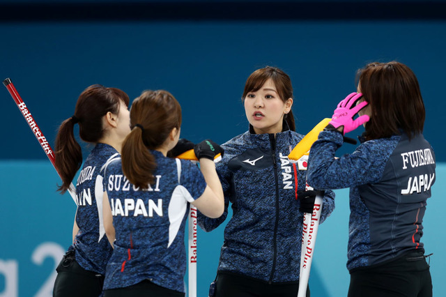 カーリング女子逆転勝利!北海道出身の加藤浩次も歓喜「やったね!」 画像