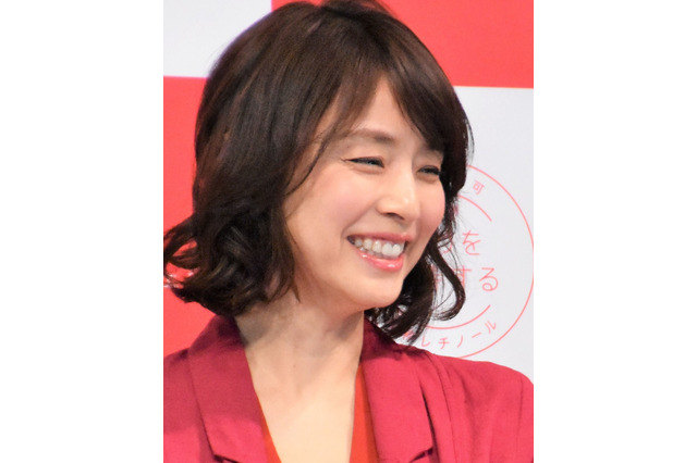 石田ゆり子、6年前の写真を公開!ファン「時間が止まってる」 画像