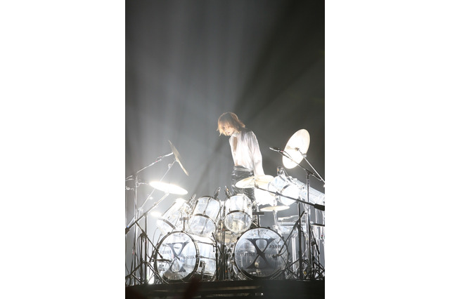 X JAPAN・YOSHIKI、東京で復活10周年記念ライブ開催決定!ライブ・ビューイングも実施 画像