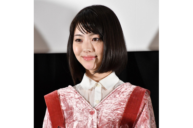 浜辺美波、プロレスマスク姿に驚きの声「マスク被っても可愛い」 　 画像