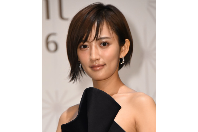 夏菜、歴代彼氏の共通点は「奥二重」!? 画像