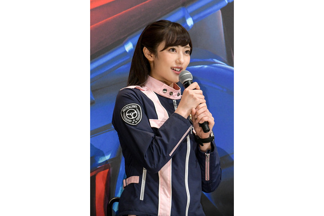 「パトレン3号」奥山かずさ、ココリコ田中へタイキック！？ 画像