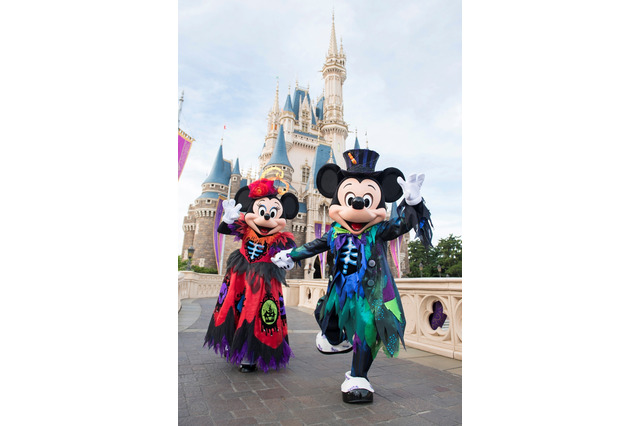ミッキーマウス&ミニーマウス、ハロウィーン仕様のコスチュームがお披露目 画像