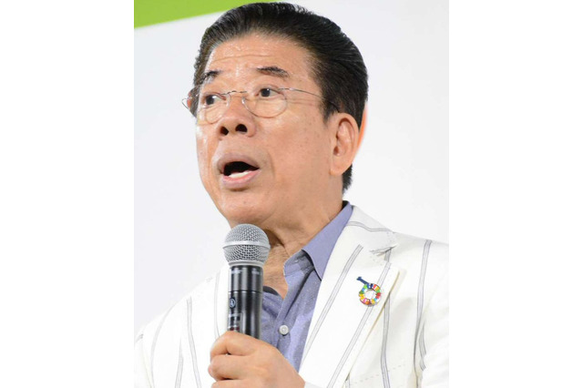 西川きよし一家の大掛かりな家族旅行　観光バス7台に170人が参加 画像