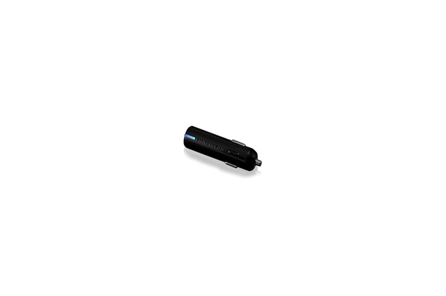 フォーカルポイント、車内でiPhone/iPodなどの充電が可能なUSBスマートモバイルカーチャージャー 画像