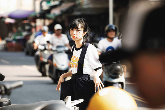 【昨日のエンタメニュース】小林愛香、1st写真集発売が決定/大島優子、帰国を報告 画像