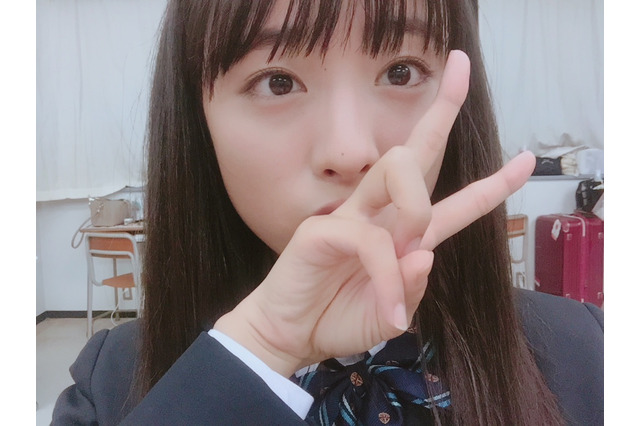 大友花恋、王道な制服姿を披露！「まだまだ大丈夫」「違和感全然ない」 画像