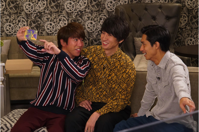 関ジャニ錦戸らが女性社長のスマホをのぞき見...そこには?! 画像