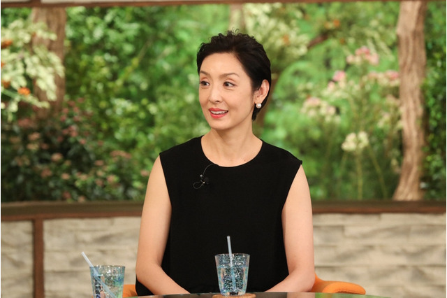 草刈民代、女優だけでなく歌にも挑戦中!阿川佐和子が素顔に迫る 画像