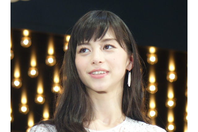 中条あやみのキュートすぎるナース姿が公開！ 画像