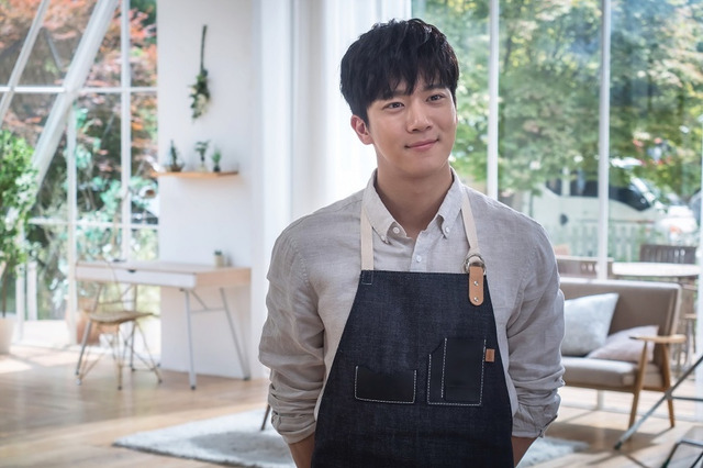 ハ・ソクジン主演最新作『私の彼はエプロン男子』第一話が特別公開 画像