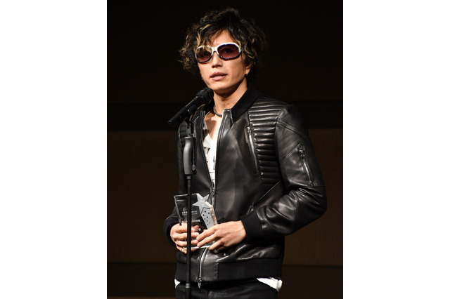 【昨日のエンタメニュース】GACKT、謎の収入源明かす/乃木坂46、ニューシングル『Sing Out!』MV公開 画像