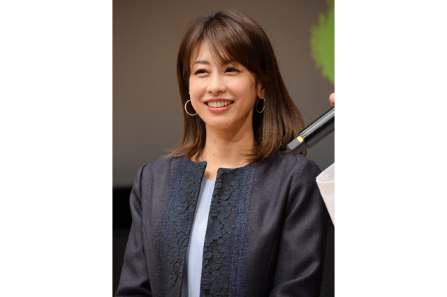 加藤綾子、レアなデコ出しショットを公開！ 画像