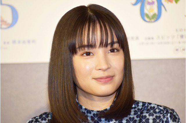 広瀬すず、21歳の誕生日を報告!巨大な『なつぞら』ケーキも公開 画像
