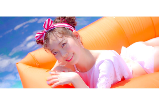 みるきー、MVで約3年ぶりの水着撮影に挑戦! 画像