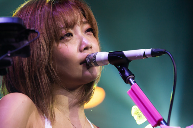 今いちばん”脱げる”シンガーソングライター藤田恵名、バースデーワンマンライブ開催 画像