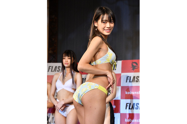 これが「ミスFLASH2020」、14人のファイナリストを水着姿とともに紹介! 画像
