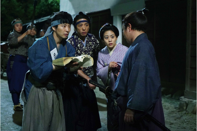 濱田岳のコメディセンス炸裂！高畑充希も爆笑の映画『引っ越し大名！』メイキング映像公開 画像