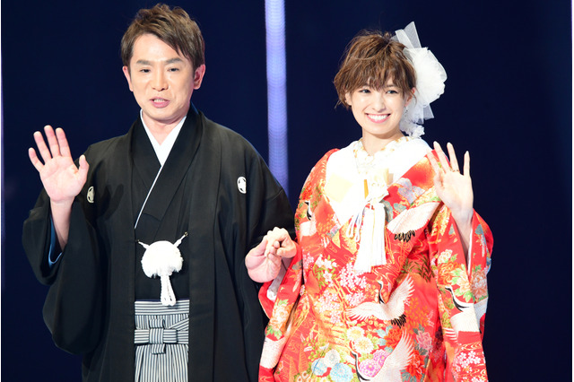 濱口優、南明奈の結婚式はミッキーがサイン! 画像